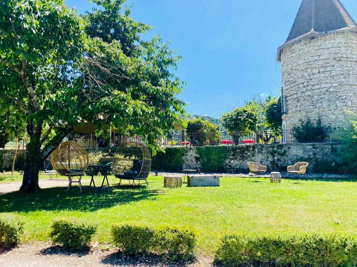 Готель Domaine De Suzel Vignieu Екстер'єр фото